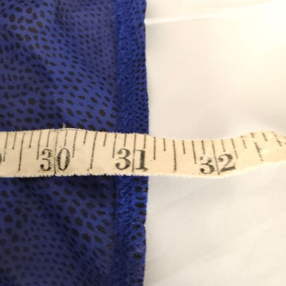 Chico's Design 3 Womens 16 Blue Animal Print Roll Tab Sheer Button Down Blouse - Picture 7 of 7